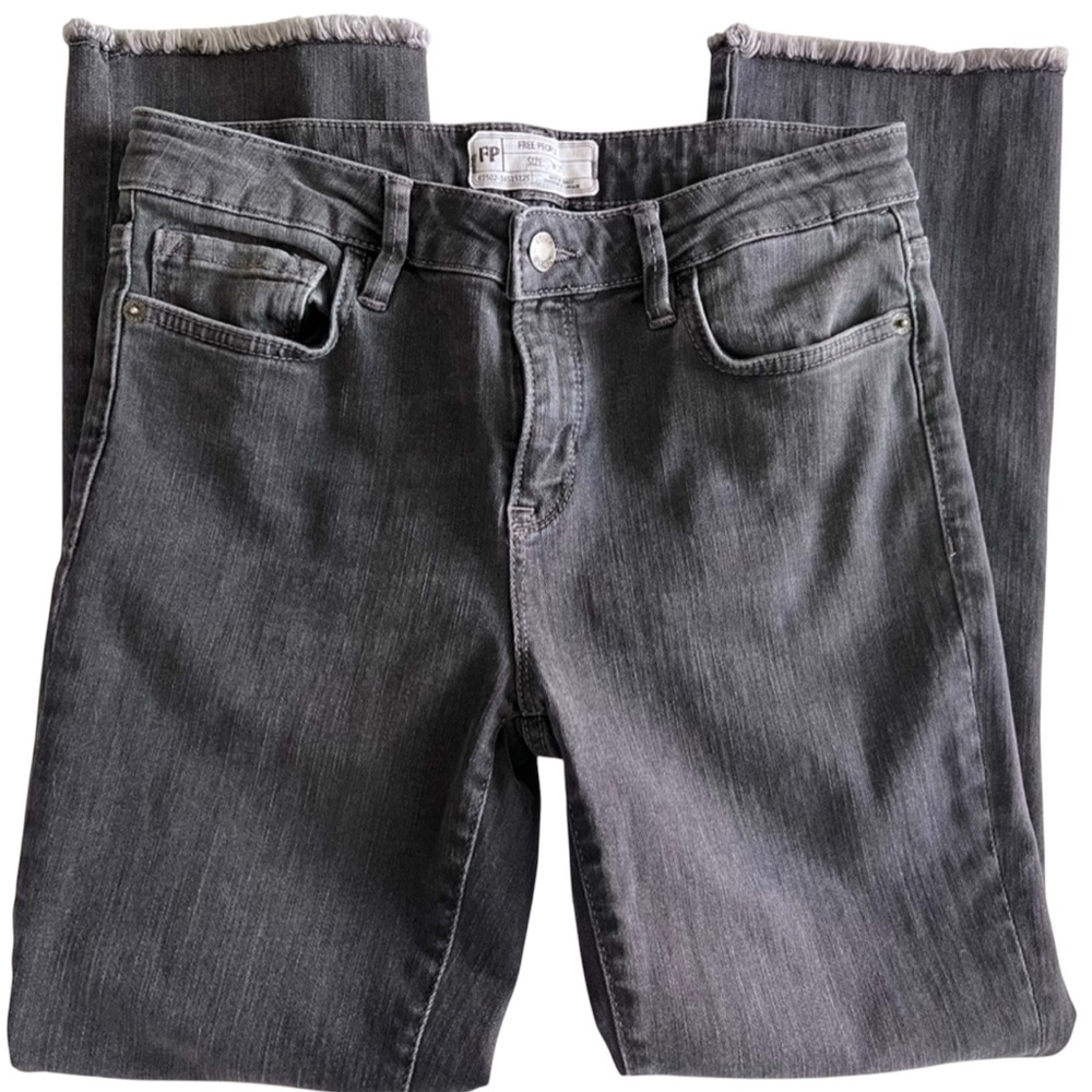 Free People Gray Frayed Denim Jeans Size 27